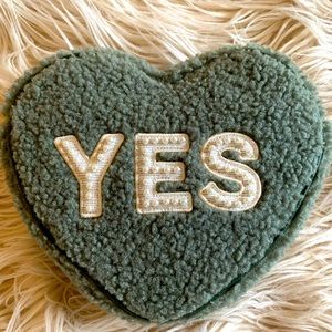 Stoney Clover Lane Cozy Heartpouch